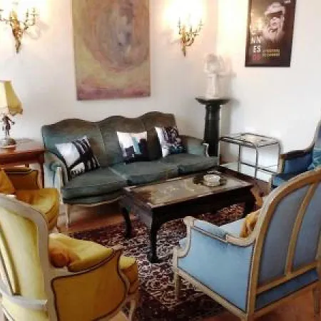 Le St Pierre Apartment *